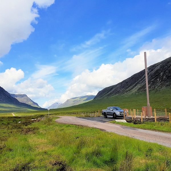 ee esn 4g mobile mast rural scotland