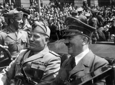 Benito Mussolini y Adolf Hitler