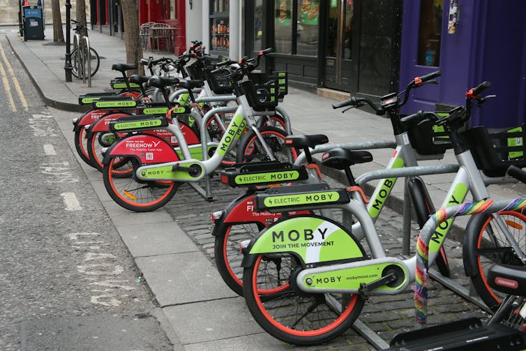 Les vélos électriques, des déchets comme les autres ? Le problème émergent posé par les batteries